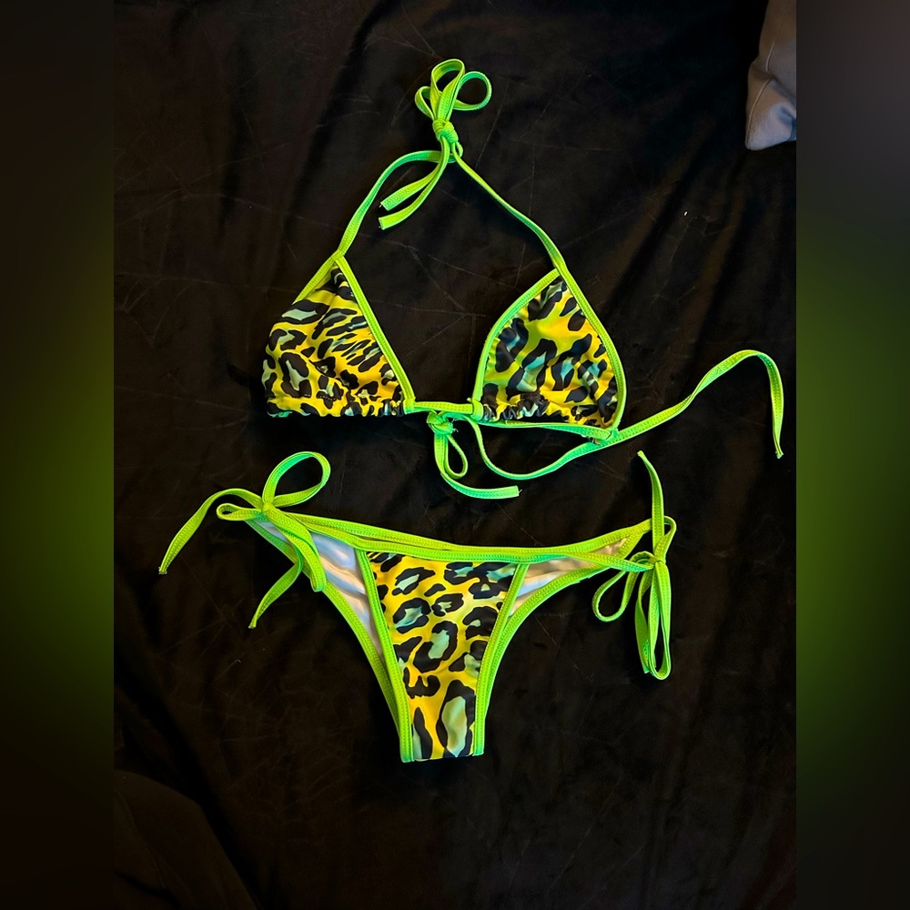 Green Leopard bikini